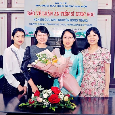 NCS Nguyễn Hồng Trang đã bảo vệ thành công luận án tiến sỹ cấp trường